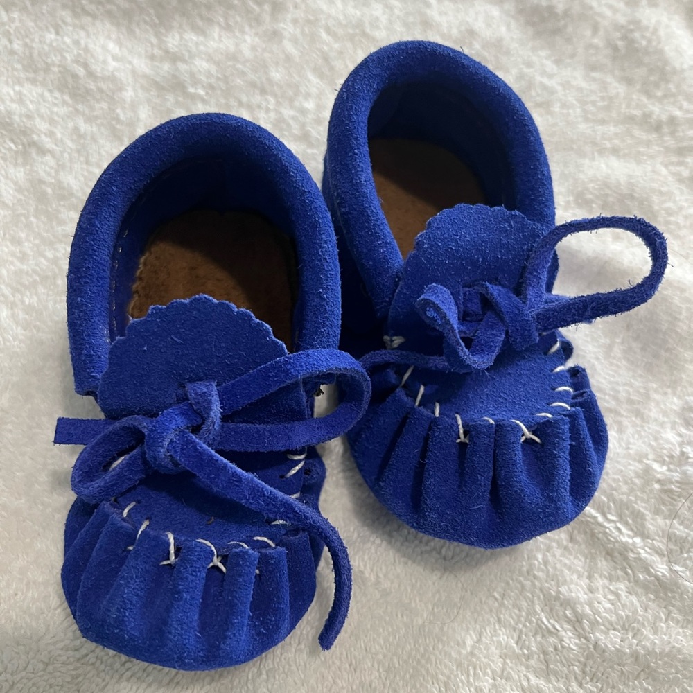 Newborn to 6 months handmade moccasins